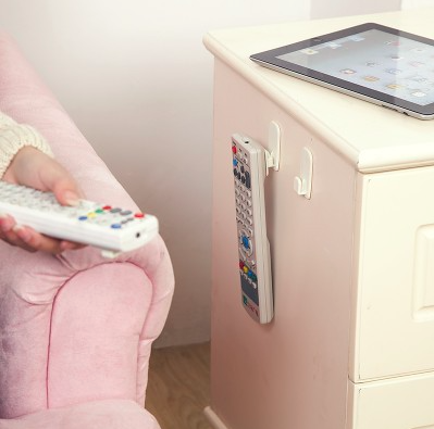 Two packs of wall mounts (suits all remotes)